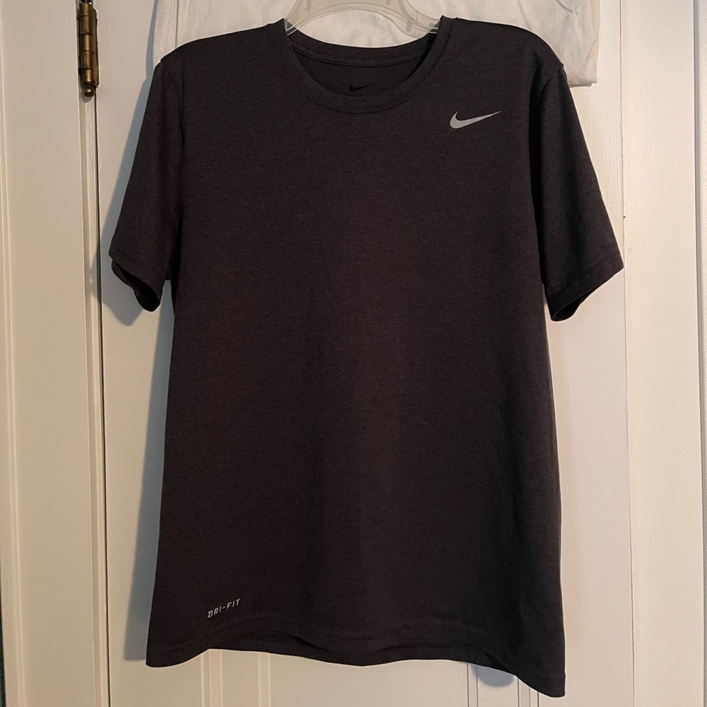 Nike - Men’s Dark Gray Dri-Fit Shirt Size M